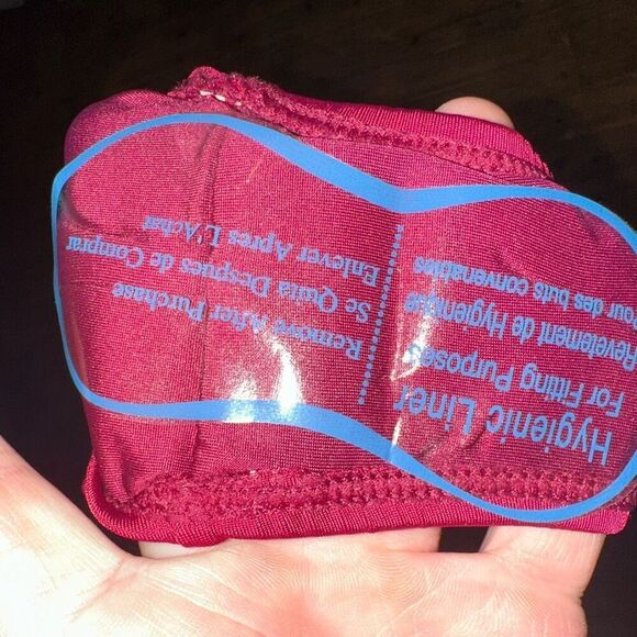 Spyder sporty tummy control berry slimming L one piece swimsuit - Picture 7 of 7